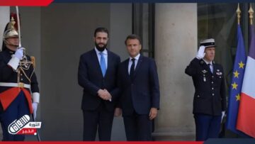 جانب من استقبال الرئيس الفرنسي #إيمانويل_ماكرون للرئيس السوري #أحمد_الشرع في قصر #الإليزيه