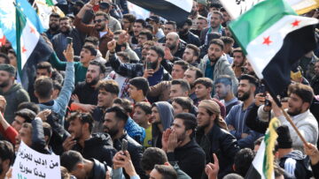 الله أكبر كبري يا شام.. من احتفالية ذكرى النصر بمدينة #إدلب