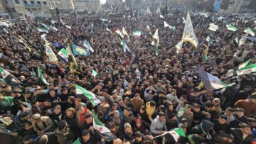 مشاركة محافظ #إدلب في احتفالية الذكرى السنوية الأولى لمعركة ردع العدوان وتحرير #سوريا