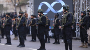 في ذكرى تحرير سوريا 200 آلية للضابطة الجمركية تتجه للمشاركة في احتفالية مدينة #إدلب