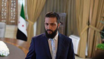 الرئيس الشرع يوقع الاتفاق الخاص بدمج تنظيم قسد ضمن صفوف الجيش العربي السوري