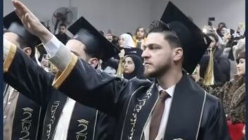 جامعة ماري في إدلب تكرّم 62 خريجاً من كلية طب الأسنان