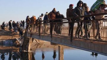 تنظيم قسد يغرق الممرات المائية والحقول والأراضي المحيطة بدير حافر وذلك لمنع خروج المدنيين