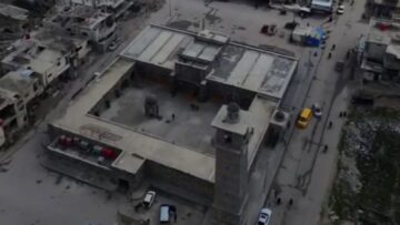 جامع العمري في درعا… منبر الكرامة الذي بدأ منه صوت الثورة